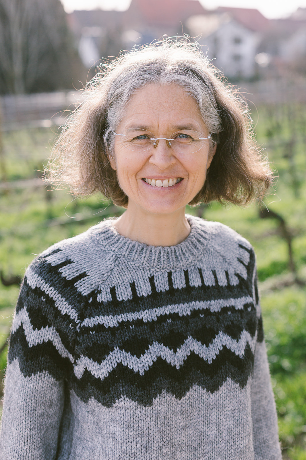 Foto: Gabriele Pässler in den Weinbergen um Kirchheim, fotografiert von Luise Böttcher